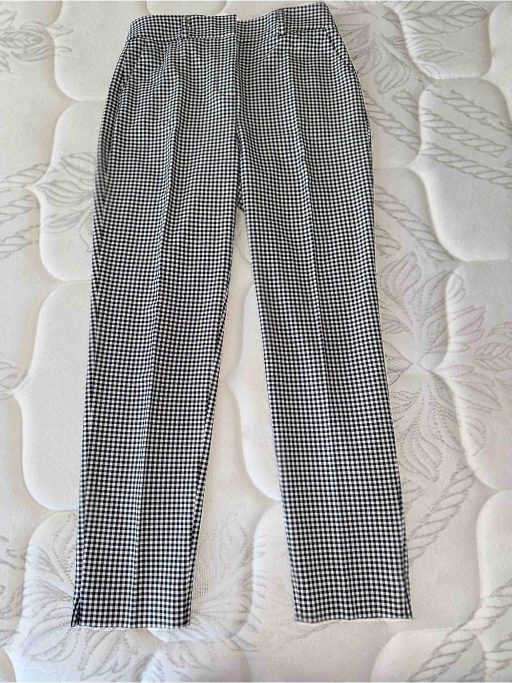 White House Black Market Black & White Gingham Ankle Pants